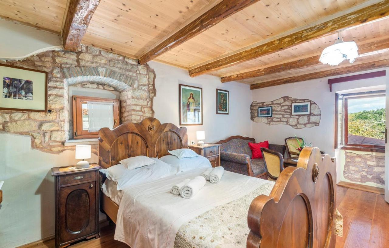 House Peresiji Hotel Kamer foto